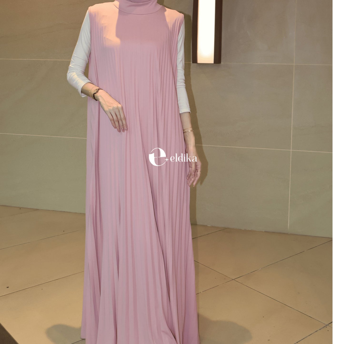 SOFT PINK